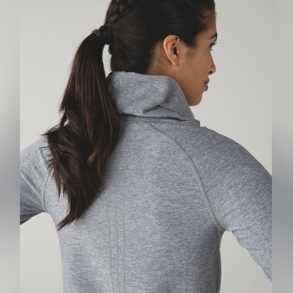 LULULEMON Make A Move Long Sleeve Funnel Neck Pullover - Picture 2 of 10